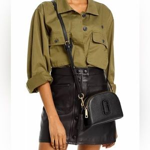 Marc Jacobs Black 'Shutter’ Crossbody Bag w/ Silver Hardware.